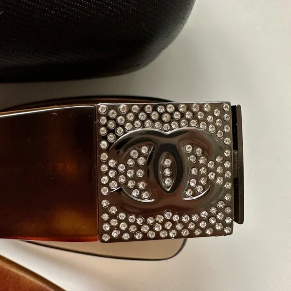 Authentic Chanel Tortoise Sunglasses with Rhinestone 4117-B C.275/13 62.16 125 - Picture 6 of 16